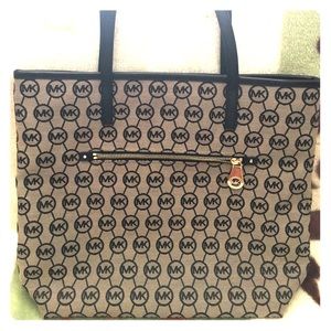 Michael Kors Tote